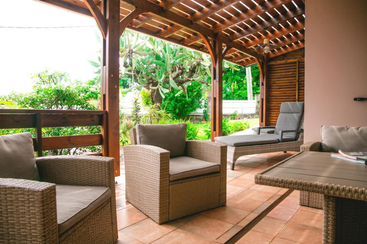 Villa Le Colonial Zen - T4 A 5 Mn Aeroport Sainte-Marie Bagian luar foto