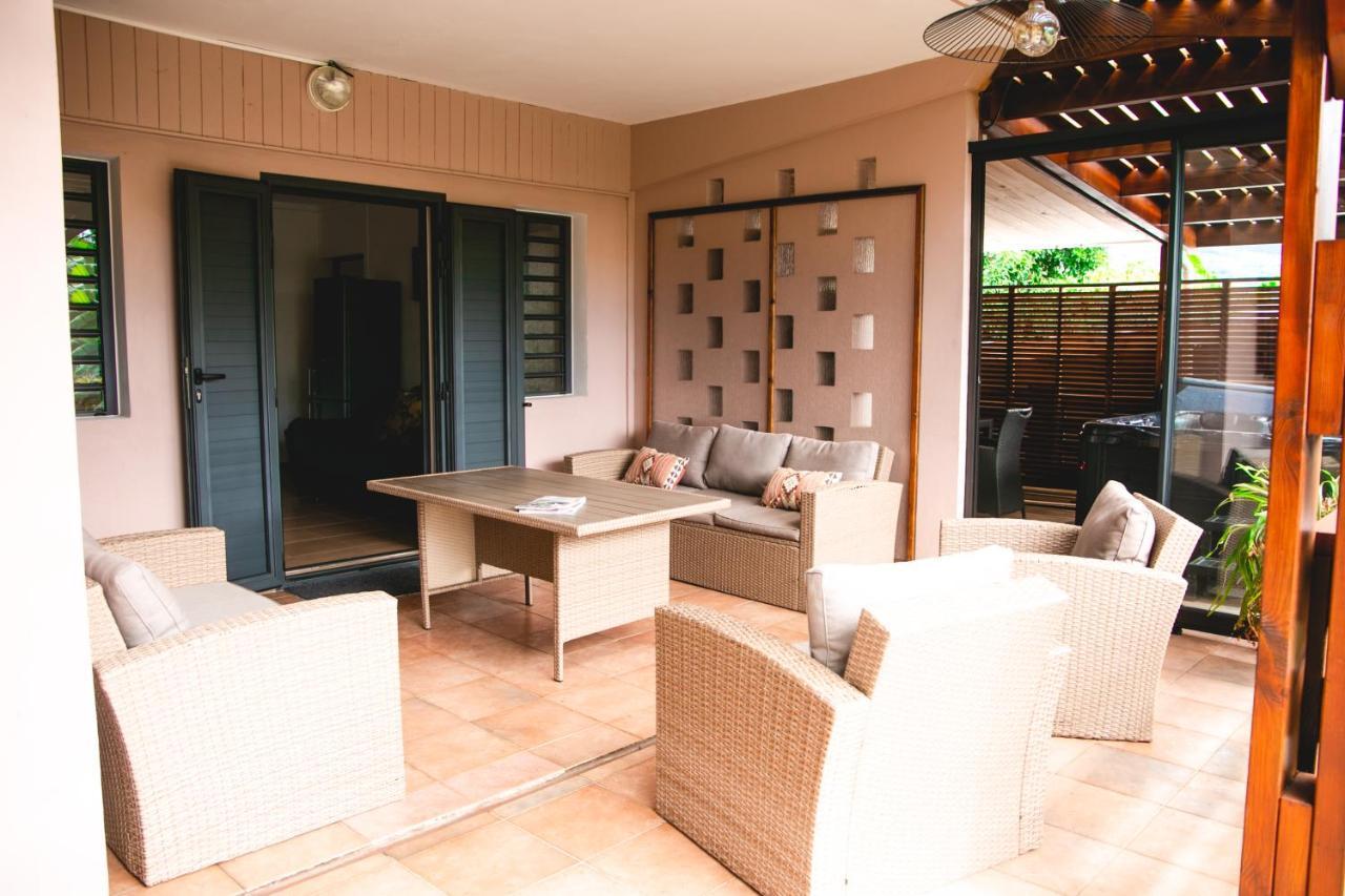 Villa Le Colonial Zen - T4 A 5 Mn Aeroport Sainte-Marie Bagian luar foto